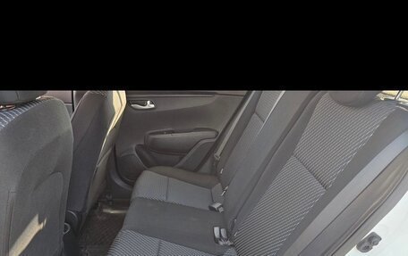 KIA Rio IV, 2018 год, 1 470 000 рублей, 11 фотография