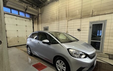 Honda Fit, 2020 год, 1 350 000 рублей, 7 фотография