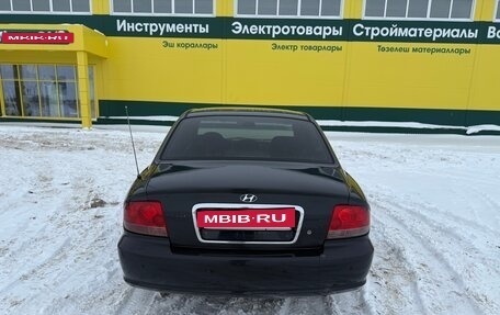 Hyundai Sonata IV рестайлинг, 2005 год, 350 000 рублей, 3 фотография