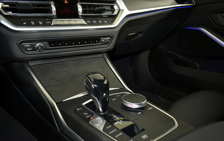 BMW 3 серия, 2019 год, 2 795 000 рублей, 10 фотография