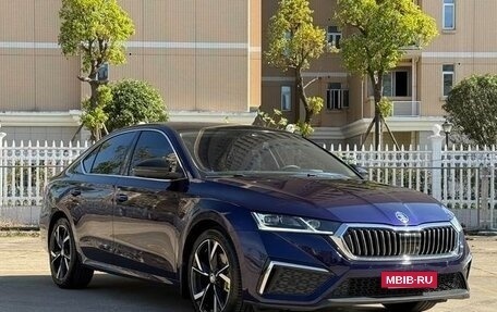 Skoda Octavia IV, 2022 год, 2 360 000 рублей, 2 фотография