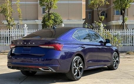 Skoda Octavia IV, 2022 год, 2 360 000 рублей, 4 фотография