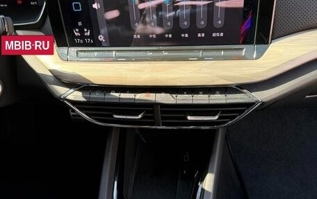 Skoda Octavia IV, 2022 год, 2 360 000 рублей, 13 фотография