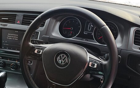 Volkswagen Golf VII, 2015 год, 900 000 рублей, 11 фотография