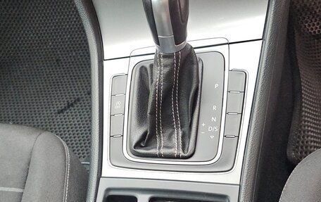 Volkswagen Golf VII, 2015 год, 900 000 рублей, 18 фотография