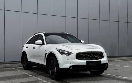 Infiniti FX II, 2011 год, 2 050 000 рублей, 1 фотография