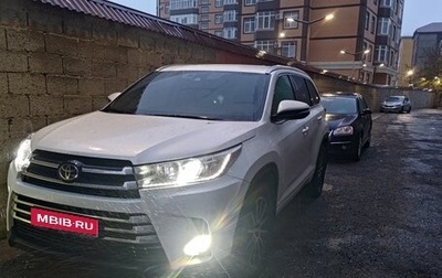 Toyota Highlander III, 2018 год, 3 850 000 рублей, 1 фотография