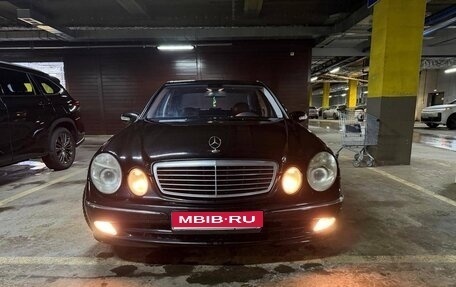 Mercedes-Benz E-Класс, 2003 год, 700 000 рублей, 1 фотография