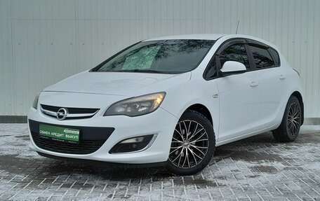 Opel Astra J, 2013 год, 799 000 рублей, 1 фотография