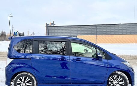 Honda Freed I, 2015 год, 1 300 000 рублей, 6 фотография