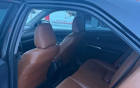 Toyota Camry, 2017 год, 2 250 000 рублей, 7 фотография