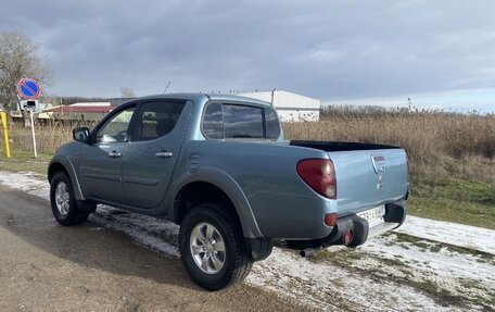 Mitsubishi L200 IV рестайлинг, 2007 год, 1 100 000 рублей, 2 фотография