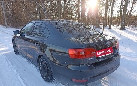 Volkswagen Jetta VI, 2014 год, 900 000 рублей, 8 фотография