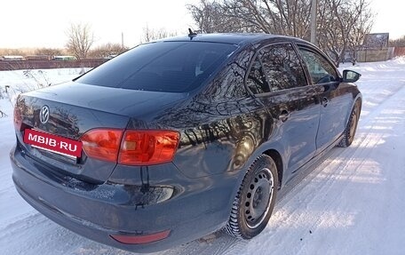 Volkswagen Jetta VI, 2014 год, 900 000 рублей, 9 фотография