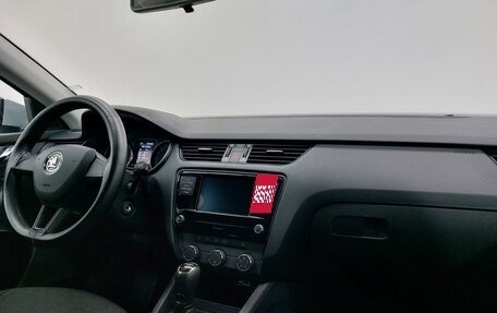 Skoda Octavia, 2019 год, 1 899 000 рублей, 11 фотография