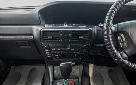 Nissan Gloria XI, 2002 год, 649 000 рублей, 15 фотография