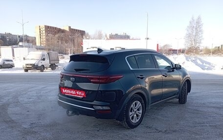 KIA Sportage IV рестайлинг, 2019 год, 2 150 000 рублей, 6 фотография