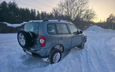 Chevrolet Niva I рестайлинг, 2013 год, 595 000 рублей, 3 фотография