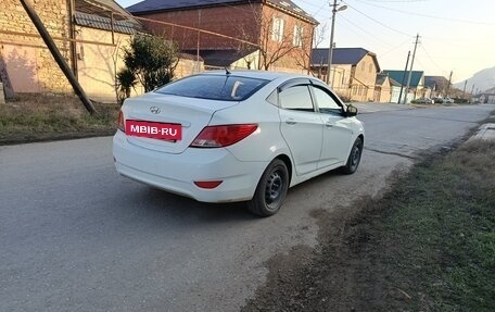 Hyundai Solaris II рестайлинг, 2014 год, 420 000 рублей, 5 фотография