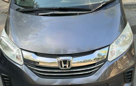 Honda Freed I, 2015 год, 1 300 000 рублей, 5 фотография