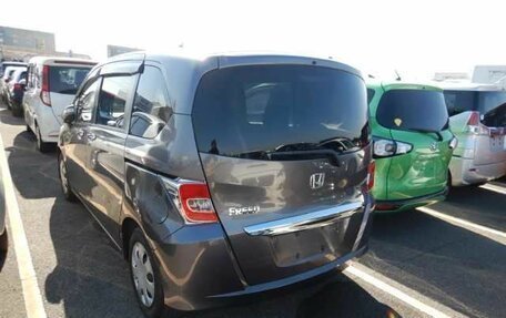 Honda Freed I, 2015 год, 1 300 000 рублей, 13 фотография