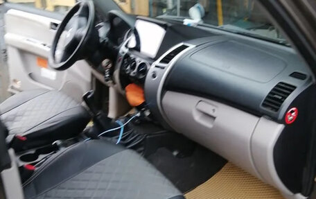 Mitsubishi Pajero Sport II рестайлинг, 2012 год, 1 600 000 рублей, 7 фотография