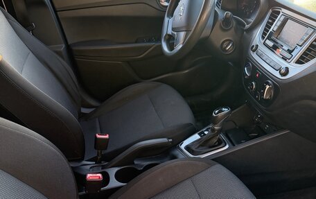 Hyundai Solaris II рестайлинг, 2020 год, 1 290 000 рублей, 7 фотография