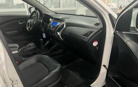 Hyundai ix35 I рестайлинг, 2012 год, 950 000 рублей, 8 фотография