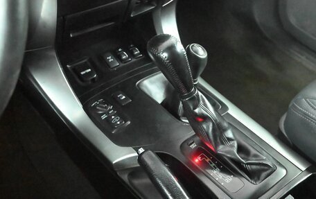 Toyota Land Cruiser Prado 120 рестайлинг, 2008 год, 2 390 000 рублей, 15 фотография