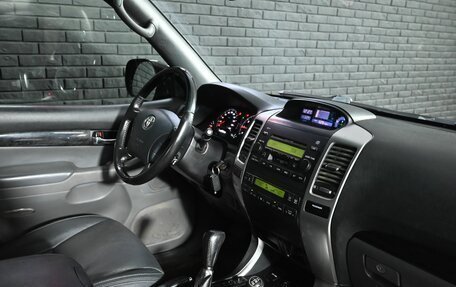 Toyota Land Cruiser Prado 120 рестайлинг, 2008 год, 2 390 000 рублей, 13 фотография