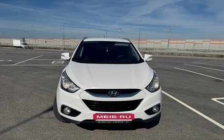 Hyundai ix35 I рестайлинг, 2013 год, 963 000 рублей, 2 фотография