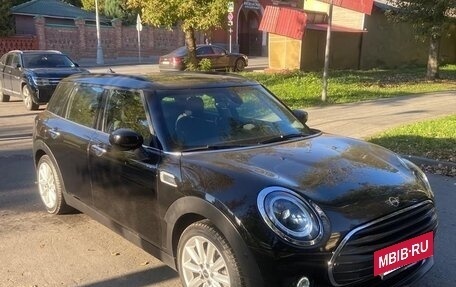 MINI Clubman, 2021 год, 2 920 000 рублей, 2 фотография