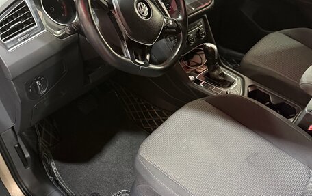 Volkswagen Tiguan II, 2020 год, 2 900 000 рублей, 5 фотография