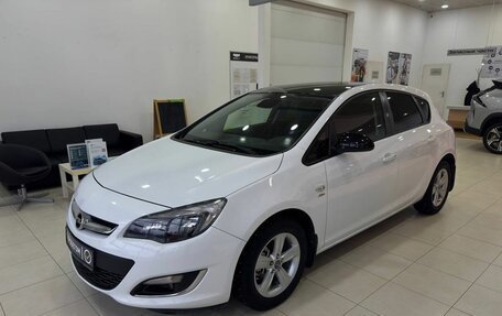 Opel Astra J, 2013 год, 949 900 рублей, 3 фотография