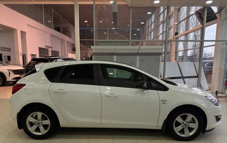 Opel Astra J, 2013 год, 949 900 рублей, 7 фотография