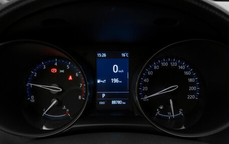 Toyota C-HR I рестайлинг, 2019 год, 2 640 000 рублей, 13 фотография