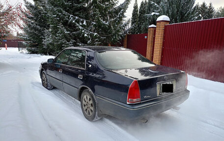 Toyota Crown Majesta, 1999 год, 380 000 рублей, 1 фотография
