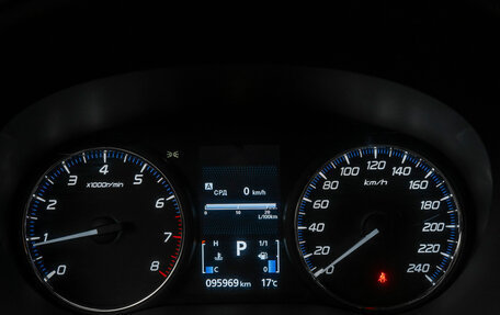 Mitsubishi Outlander III рестайлинг 3, 2019 год, 1 990 000 рублей, 13 фотография