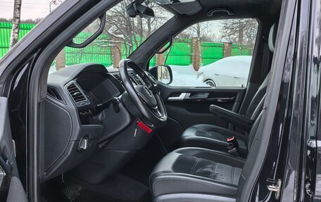 Volkswagen Multivan T6 рестайлинг, 2016 год, 7 500 000 рублей, 6 фотография