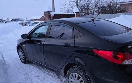 Hyundai Solaris II рестайлинг, 2011 год, 647 262 рублей, 3 фотография