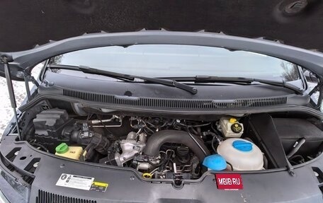 Volkswagen Multivan T6 рестайлинг, 2016 год, 7 500 000 рублей, 14 фотография