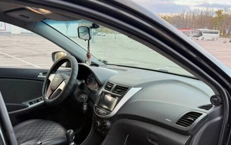 Hyundai Solaris II рестайлинг, 2011 год, 647 262 рублей, 5 фотография