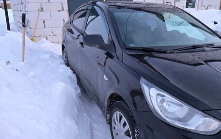Hyundai Solaris II рестайлинг, 2011 год, 647 262 рублей, 4 фотография