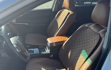 Toyota Camry, 2017 год, 2 950 000 рублей, 9 фотография