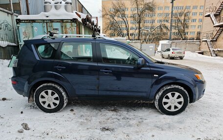 Mitsubishi Outlander III рестайлинг 3, 2008 год, 915 000 рублей, 3 фотография