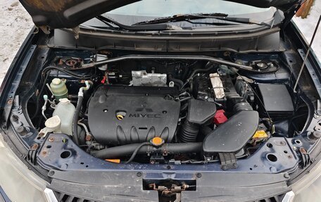 Mitsubishi Outlander III рестайлинг 3, 2008 год, 915 000 рублей, 17 фотография