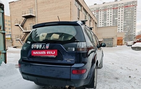 Mitsubishi Outlander III рестайлинг 3, 2008 год, 915 000 рублей, 5 фотография