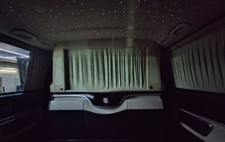 Mercedes-Benz V-Класс, 2018 год, 33 фотография