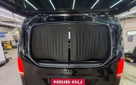 Mercedes-Benz V-Класс, 2018 год, 29 фотография