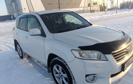 Toyota RAV4, 2011 год, 1 150 000 рублей, 2 фотография